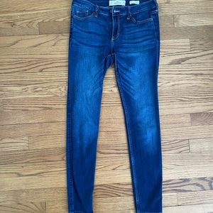 Hollister Women’s Super Low Rise Skinny Jeans